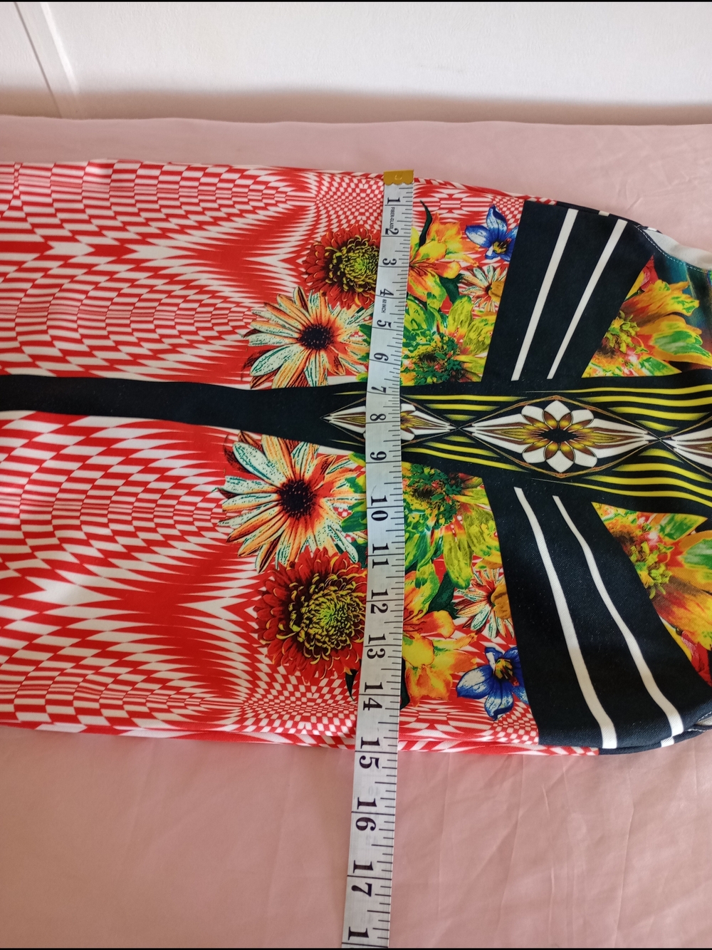 Sleeveless Multicolor Geo-Floral Midi Dress in White and Red Sz. M - Picture 10 of 13